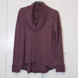 Lucky Brand Pullover Sweat Shirt Hi Low Fading Purple Wine Small Cowl Ne…